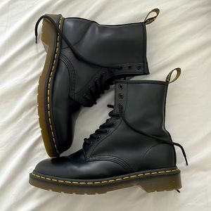 Dr. Marten’s 1460 boots size &